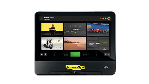 Excite+ Synchro para diversão elíptica exponencial | Technogym Brasil