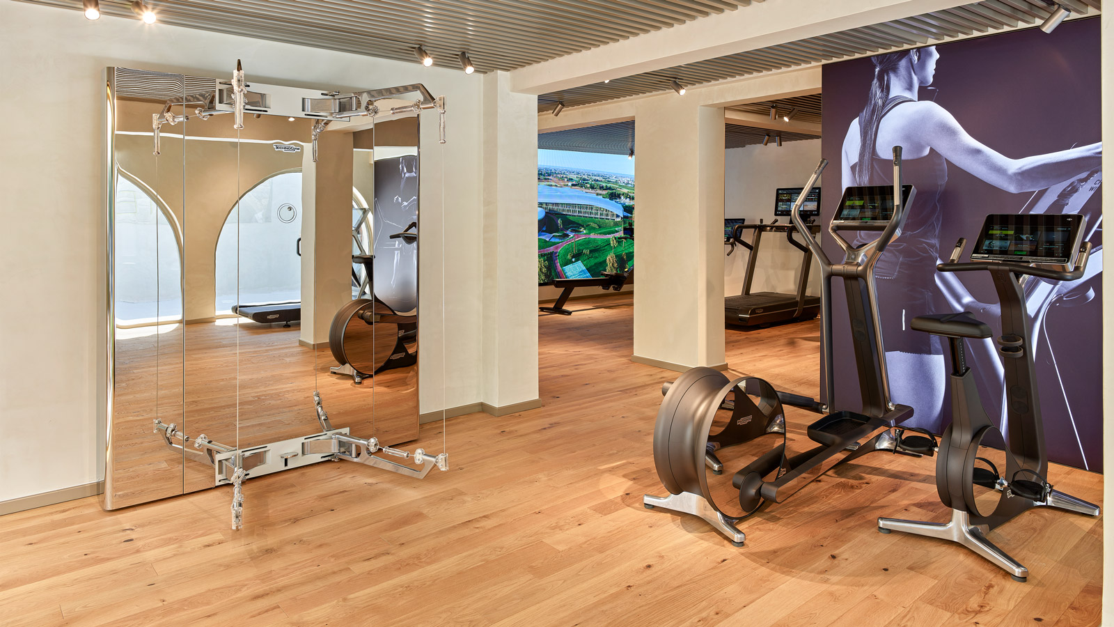 193 TechnoGym 20231026MI-Recovered 2