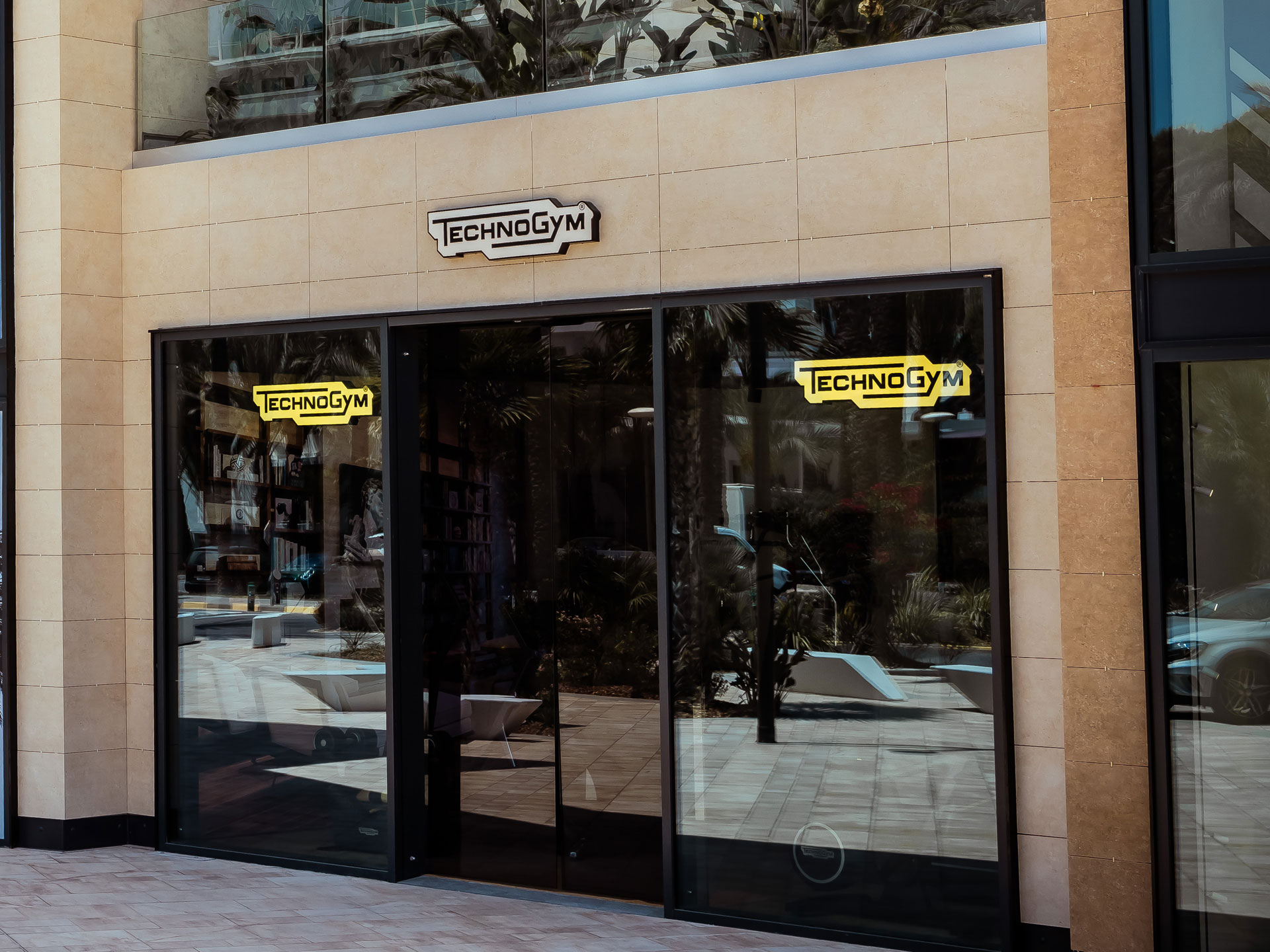 ibiza-store-05.jpg