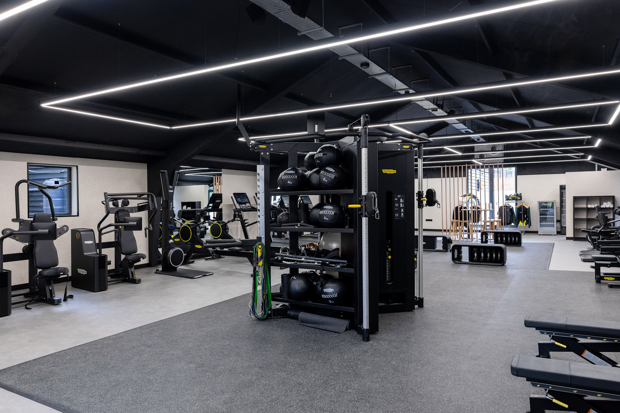 TechnoGym BH-69 Retouch