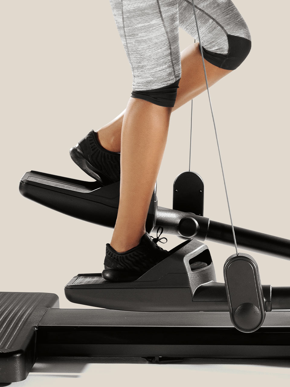 Technogym Artis® Vario: Commercial elliptical trainer | Technogym India