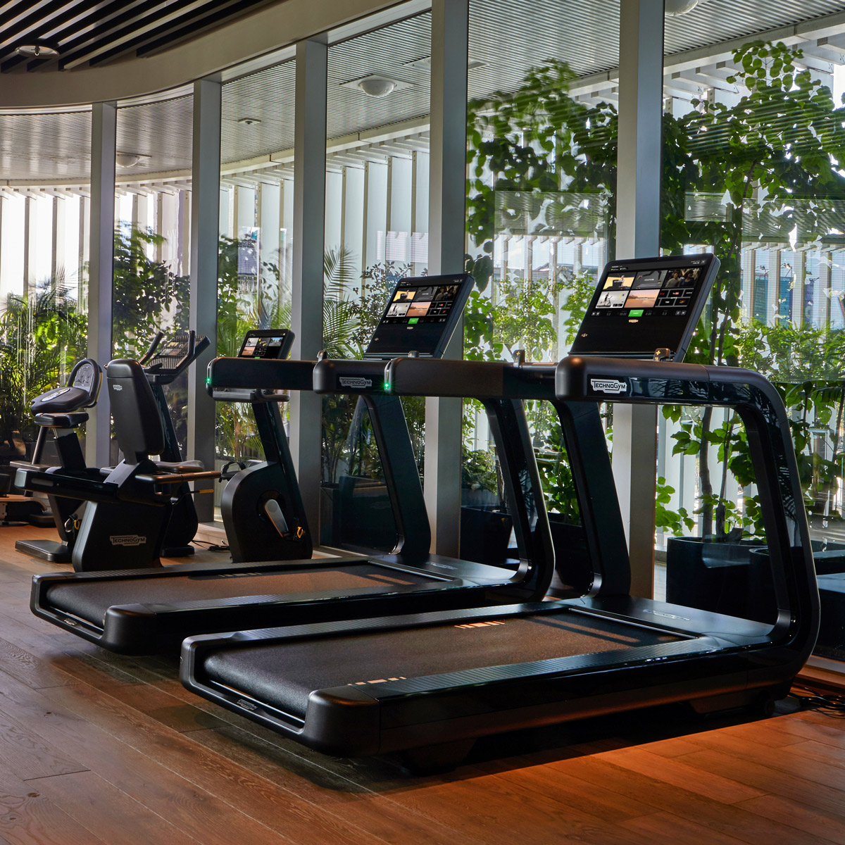 carousel-services-leisure-club