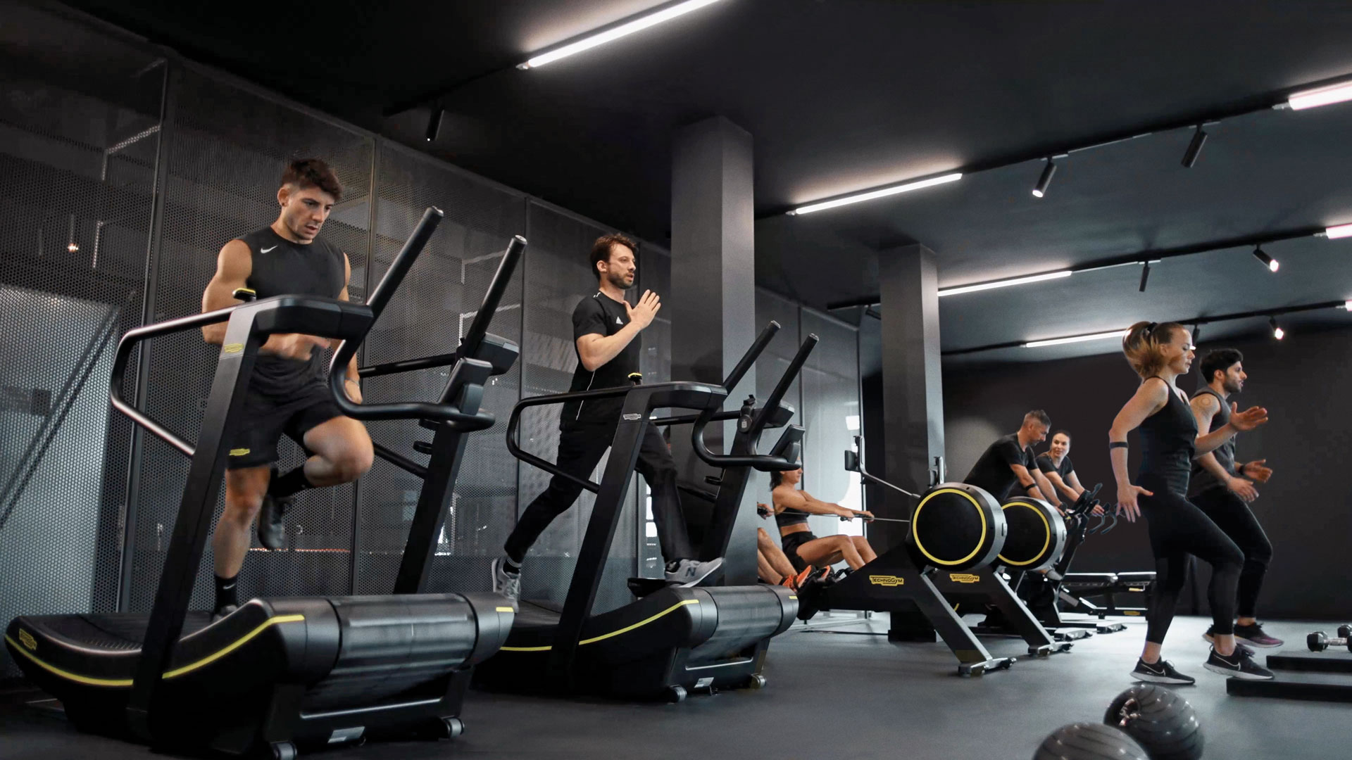 HIIT-training-benefits-weight-loss.jpg