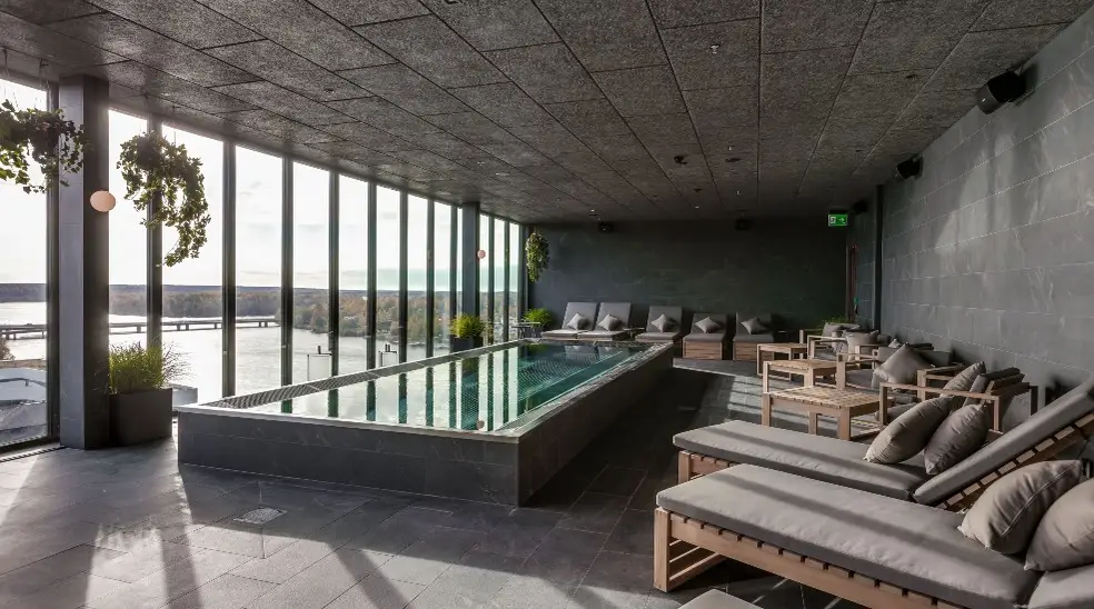 clarion-hotel-umea-elements-spa-pool-relax-gym1