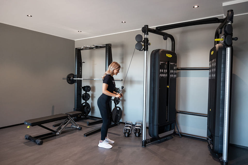 Janni-Hussi homegym 1200x800-1024x683