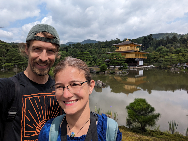 Se zlatým pavilonem Se zlatým pavilonem