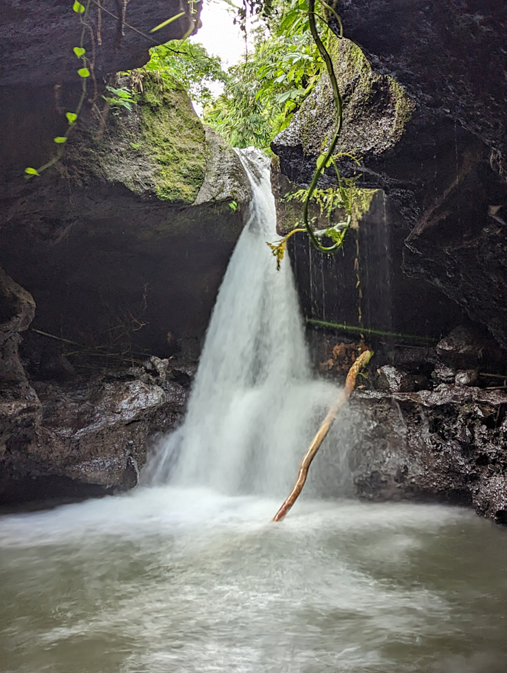 Vodopád Sarang Walet Vodopád Sarang Walet