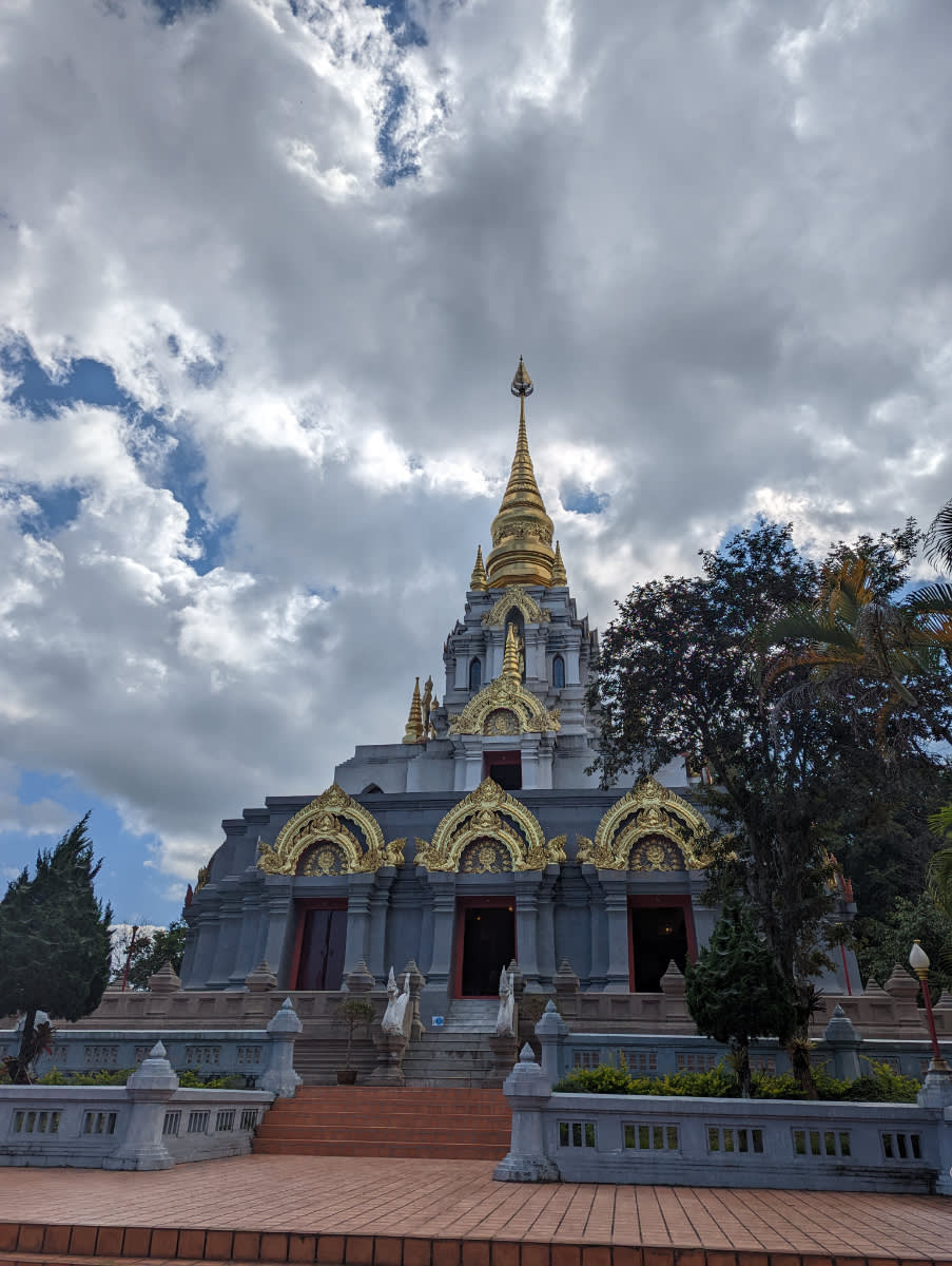 Chrám Santikhiri