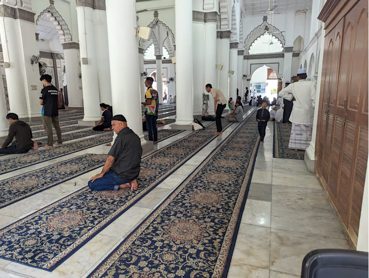 Interiér mešity Interiér mešity