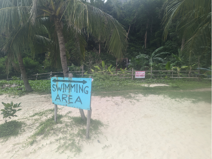 Filipínský plavecký prostor na souši Filipínský plavecký prostor na souši