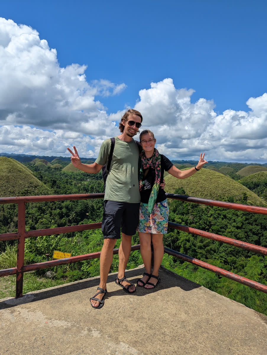 Na vrcholu Chocolate hills
