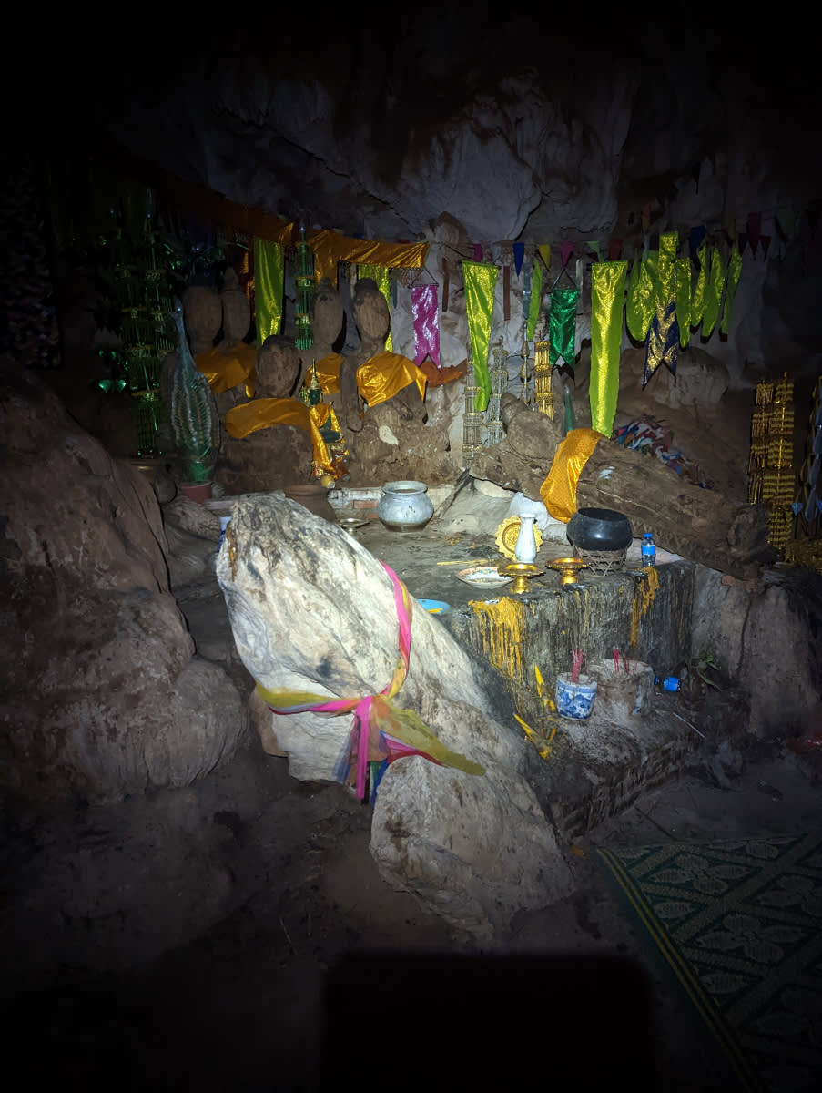 Slavná Budha cave