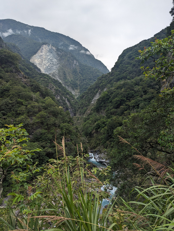 Škoda že nemůžeme dál Škoda že nemůžeme dál