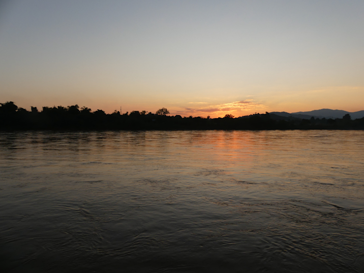 Západ slunce nad Thajskem Západ slunce nad Thajskem