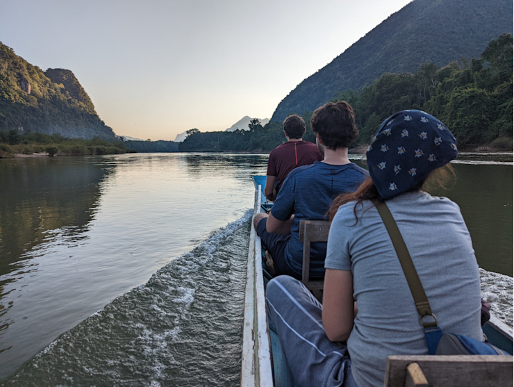 Sdílená loďka s Francouzi Sdílená loďka s Francouzi