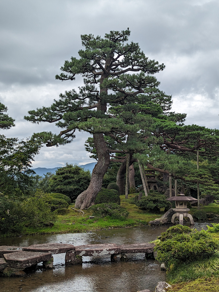 Zahrady Kenrokuen Zahrady Kenrokuen