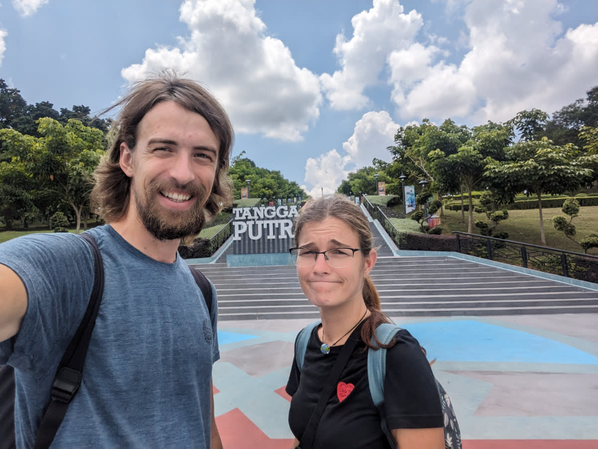 Nadšení ze schodů Tangga Putrajaya
