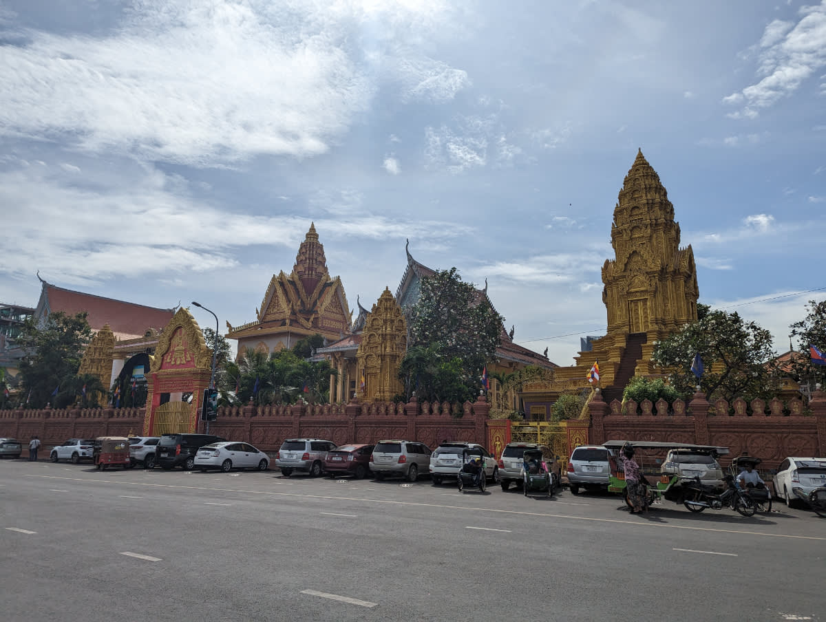 Wat Ounalom Monastery