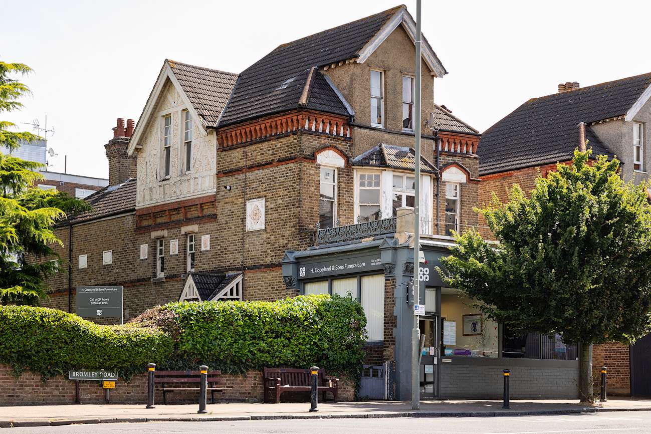 Funeral Directors in Beckenham, Bromley Road - Co-op