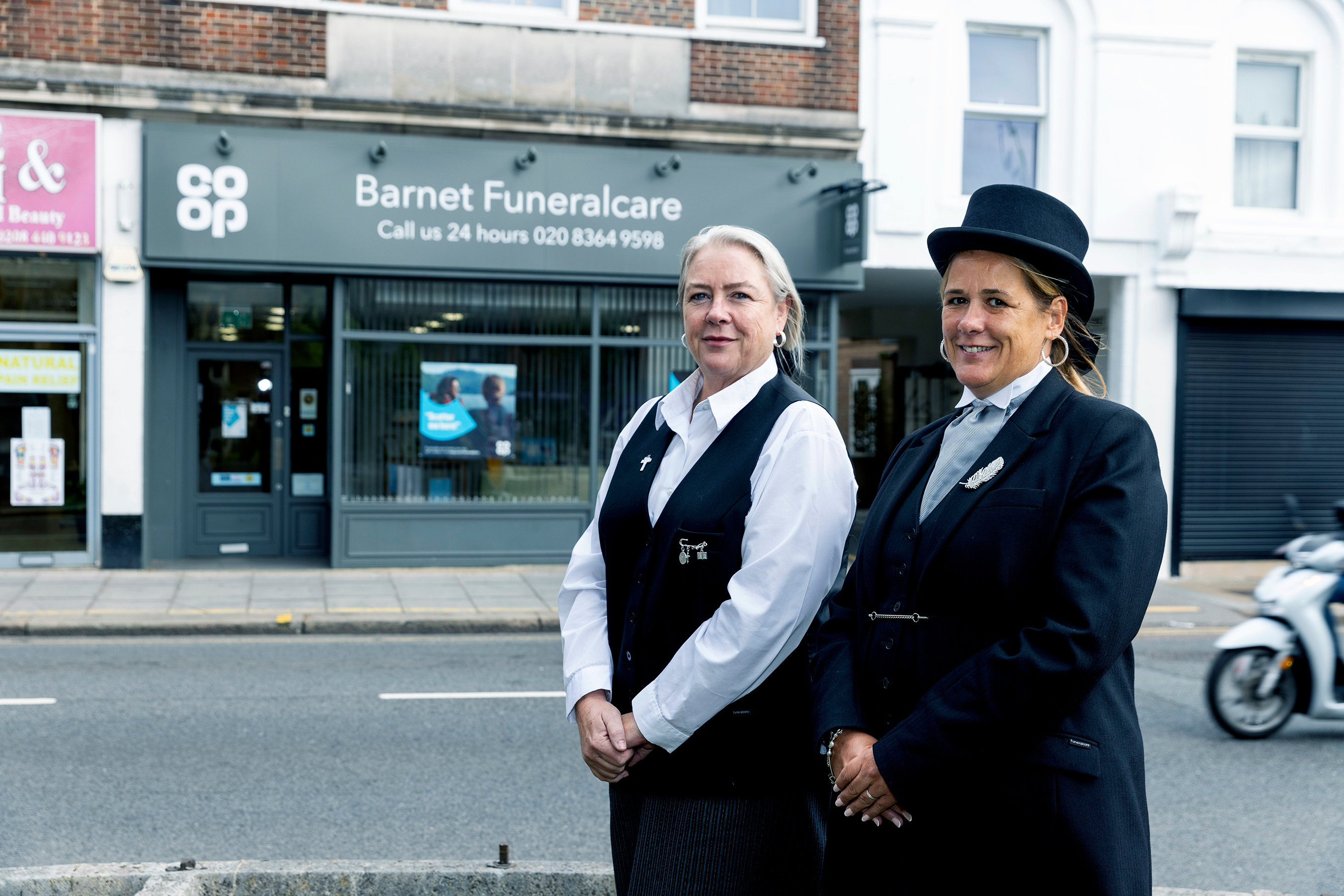 405793 Barnet Fhero image