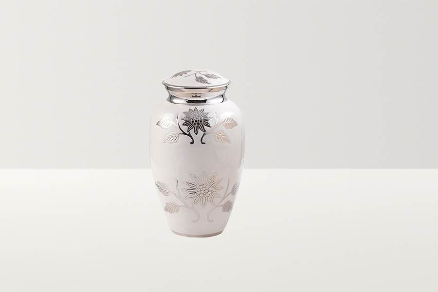 White Flowers Urn - Image 1