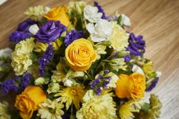 Detailed image of Traditional Mixed Posy