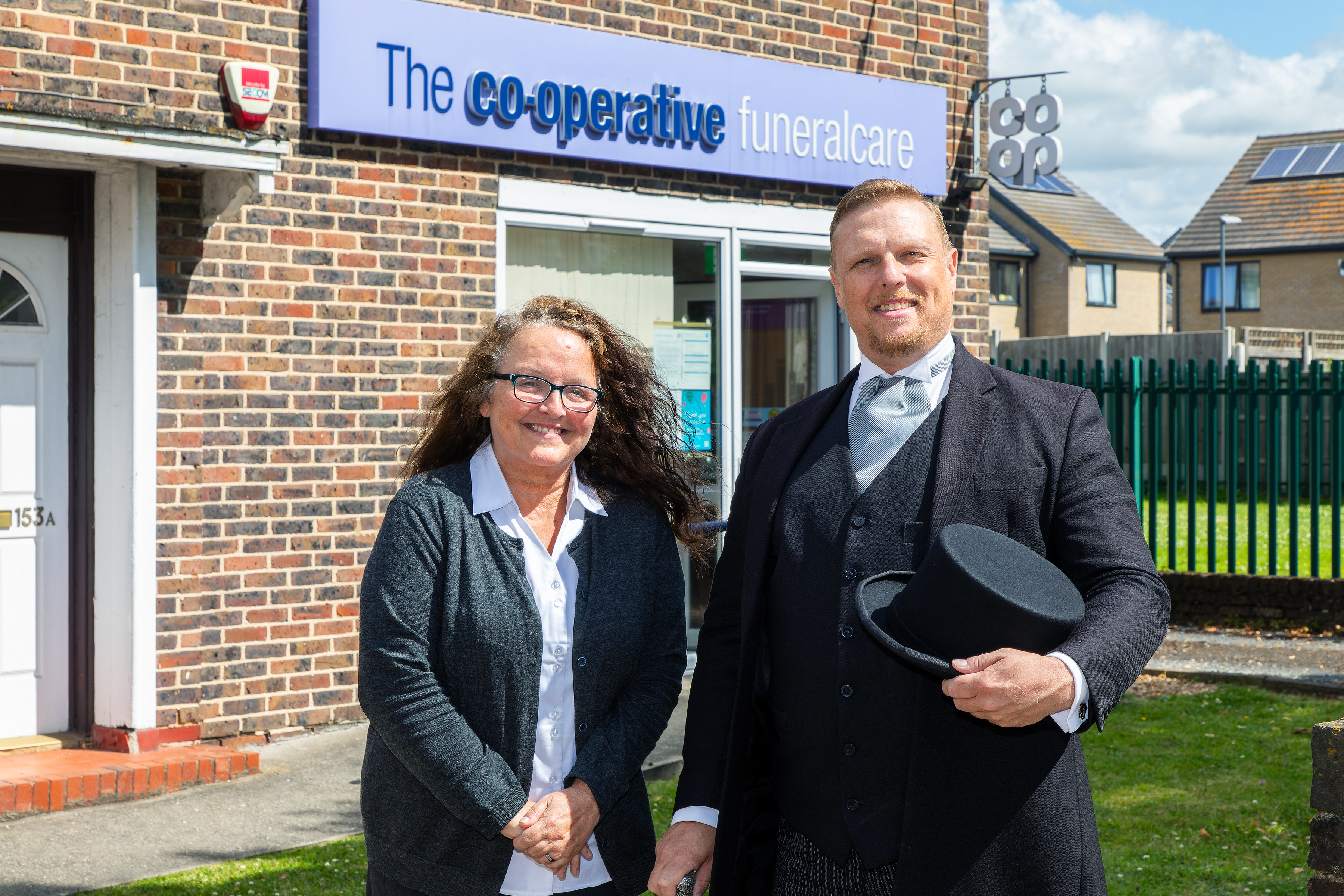 409997 Romford Harold Hill hero image