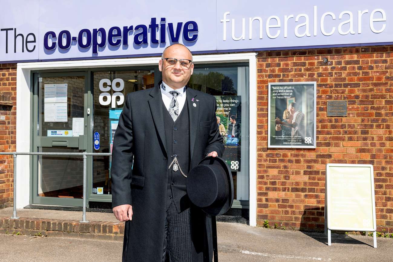 Funeral Directors in Enfield, Lancaster Road - Co-op