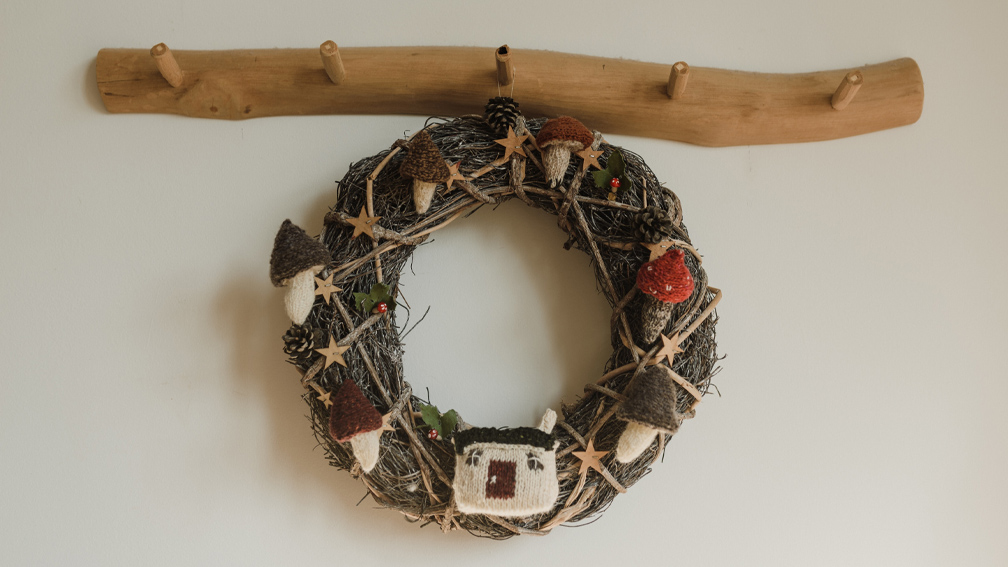 Create-a-Wreath-1008x567