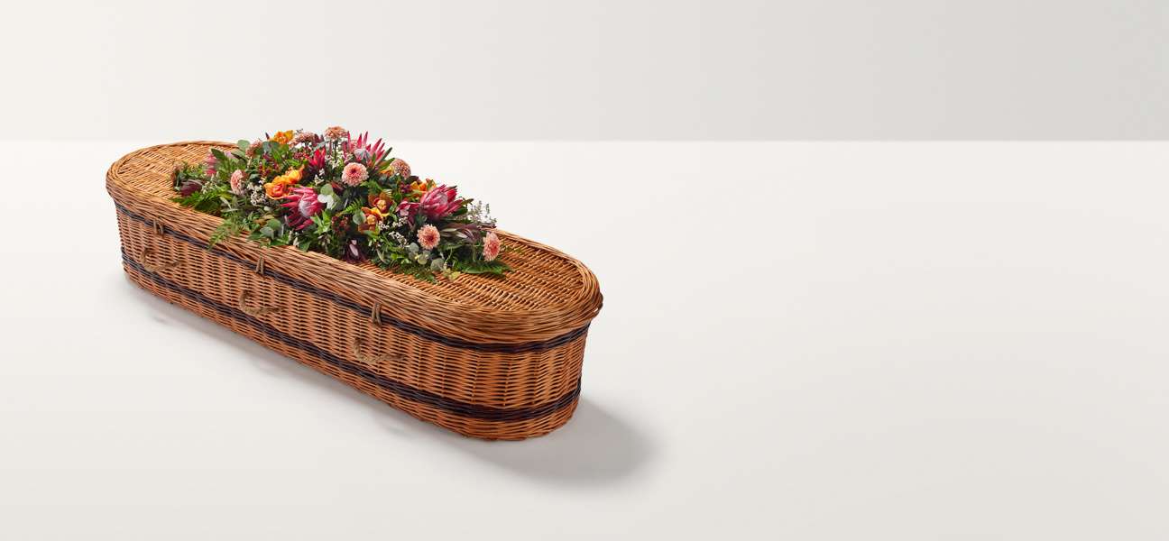 COP93966 RusticCoffinSpray Peach OnCoffin Wide 12717 RGB RT 1296x600px