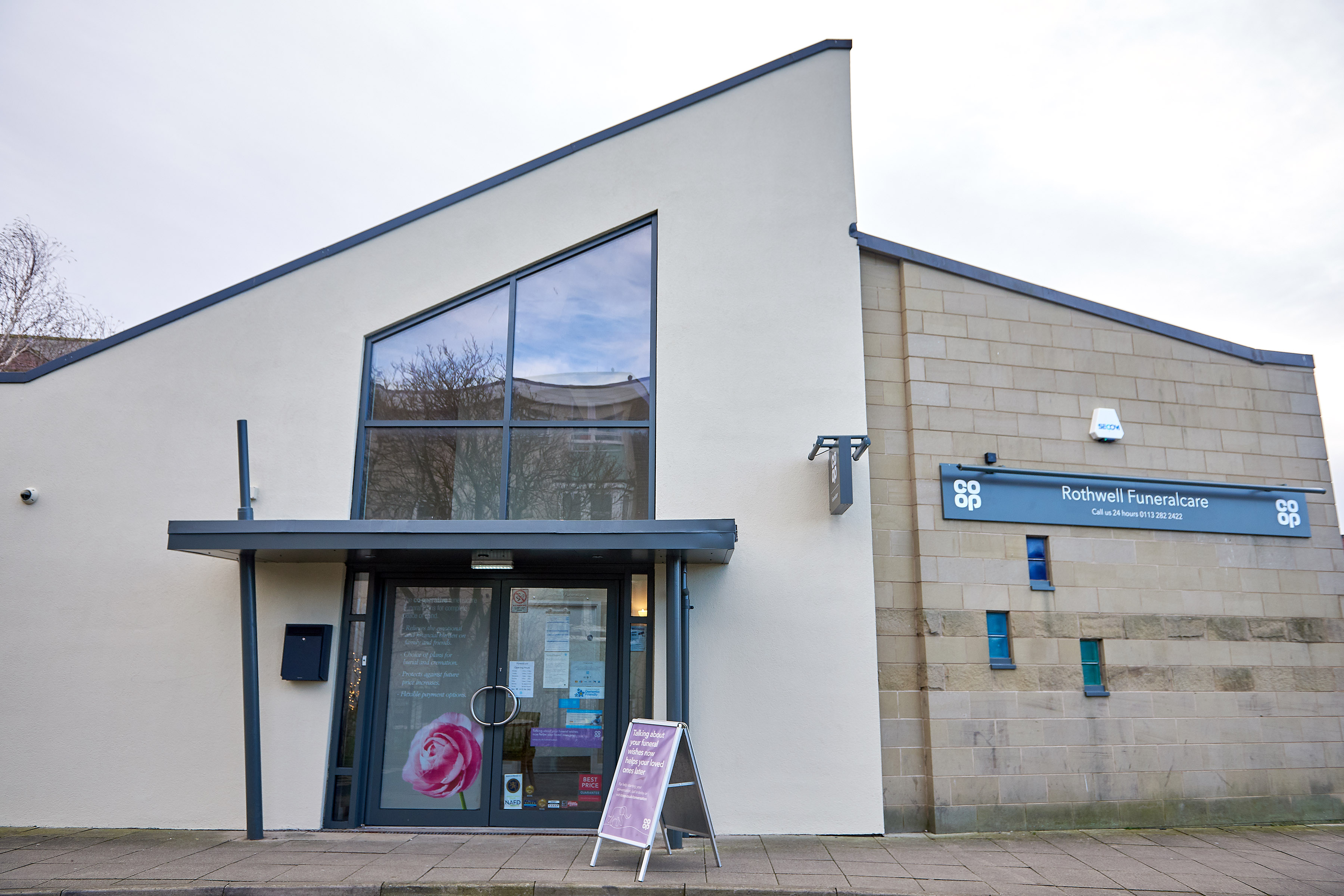 409974 Funeralcare Rothwell hero