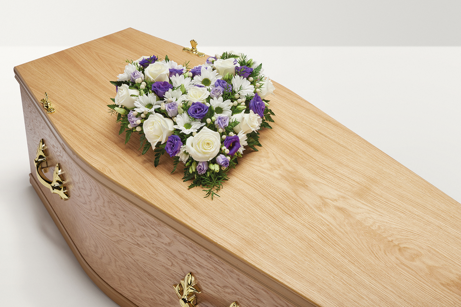 FilledHeart WhiteAndPurple HeroOnCoffin