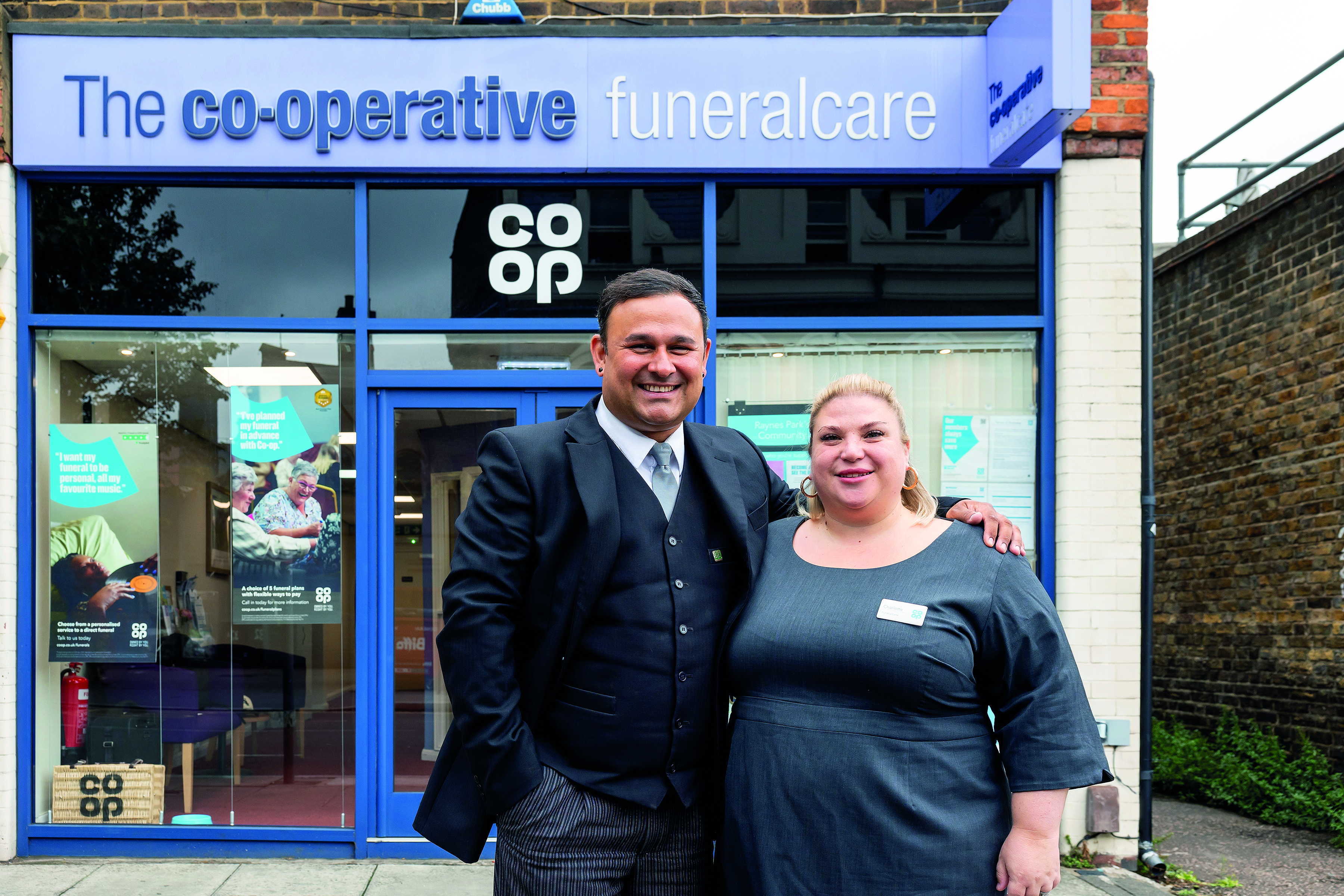 404552 Raynes Park hero image