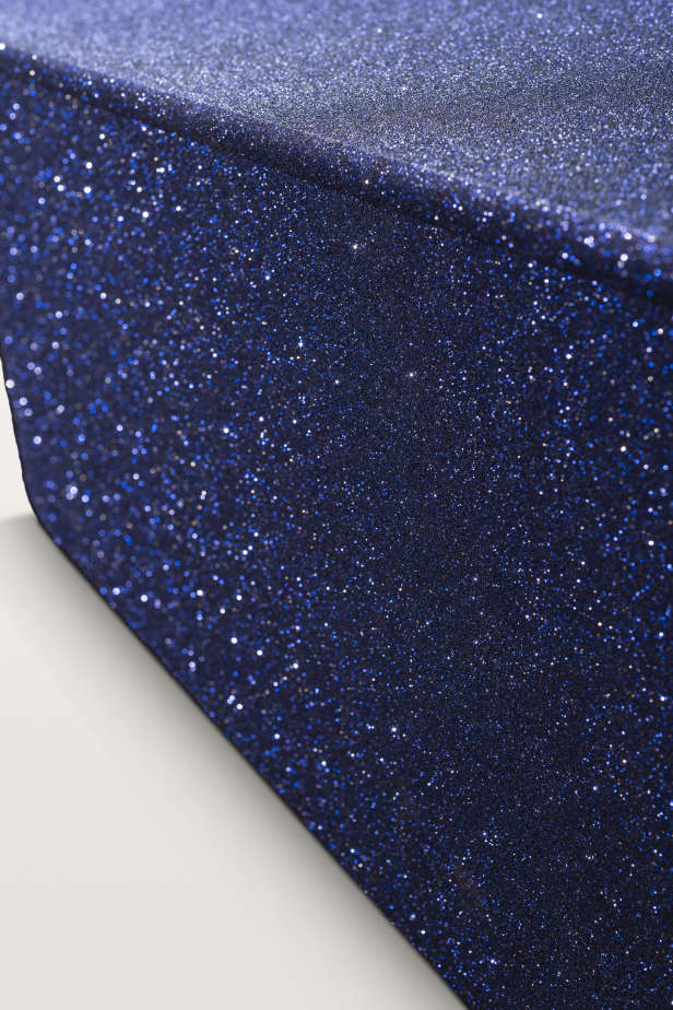 Detailed image of glitter coffin