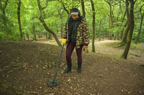 metal detecting 100