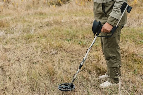 metal detecting 38