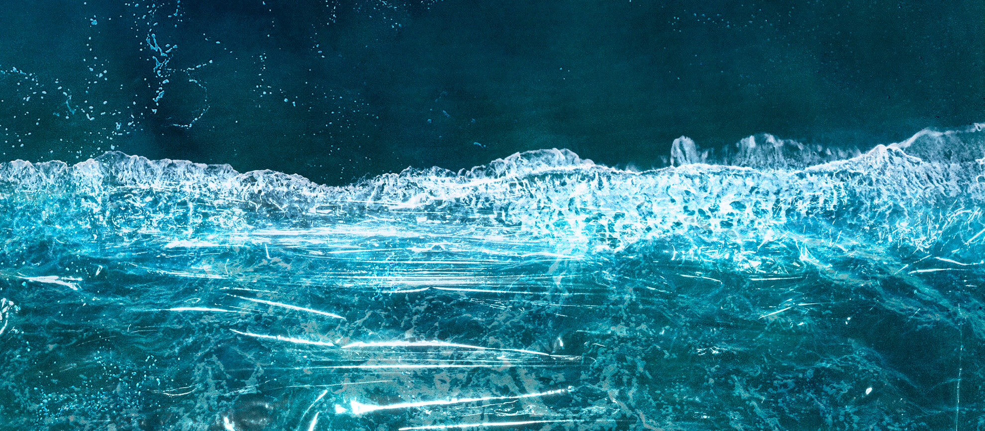 Wave rolling in