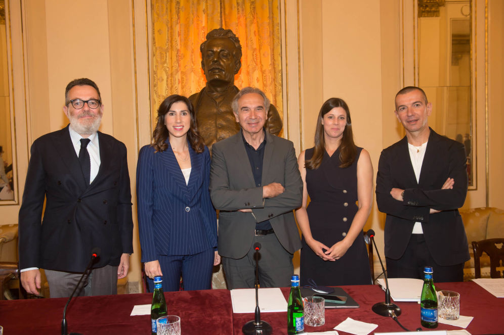 People from left to right; Simone Cipriani, Alessia Cappello, Carlo Capasa, Laura Balmond, Riccardo Vannett
