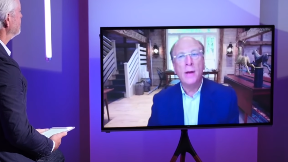 people having a discussion