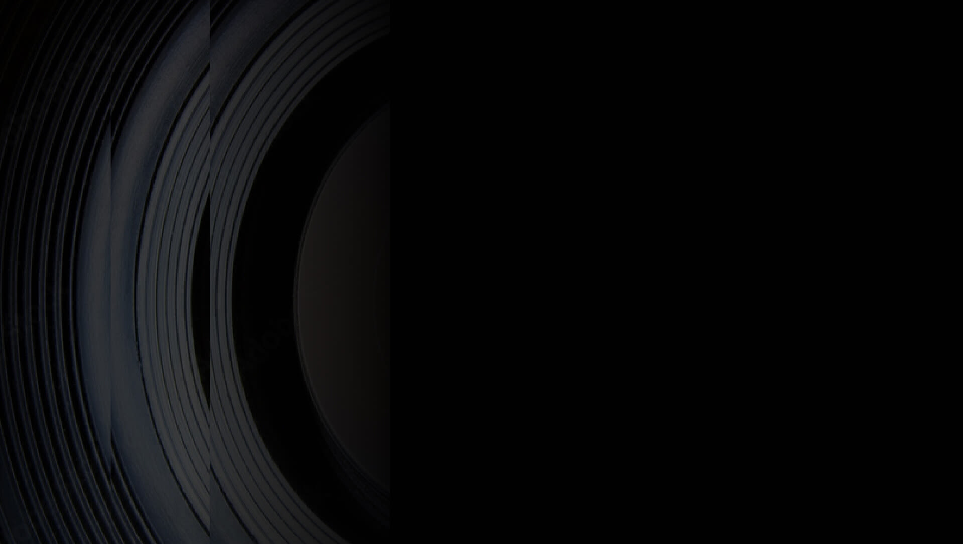 CLOSE UP OF CAMERA LENS