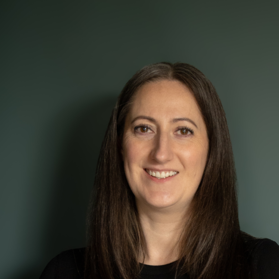Laura Winn profile picture