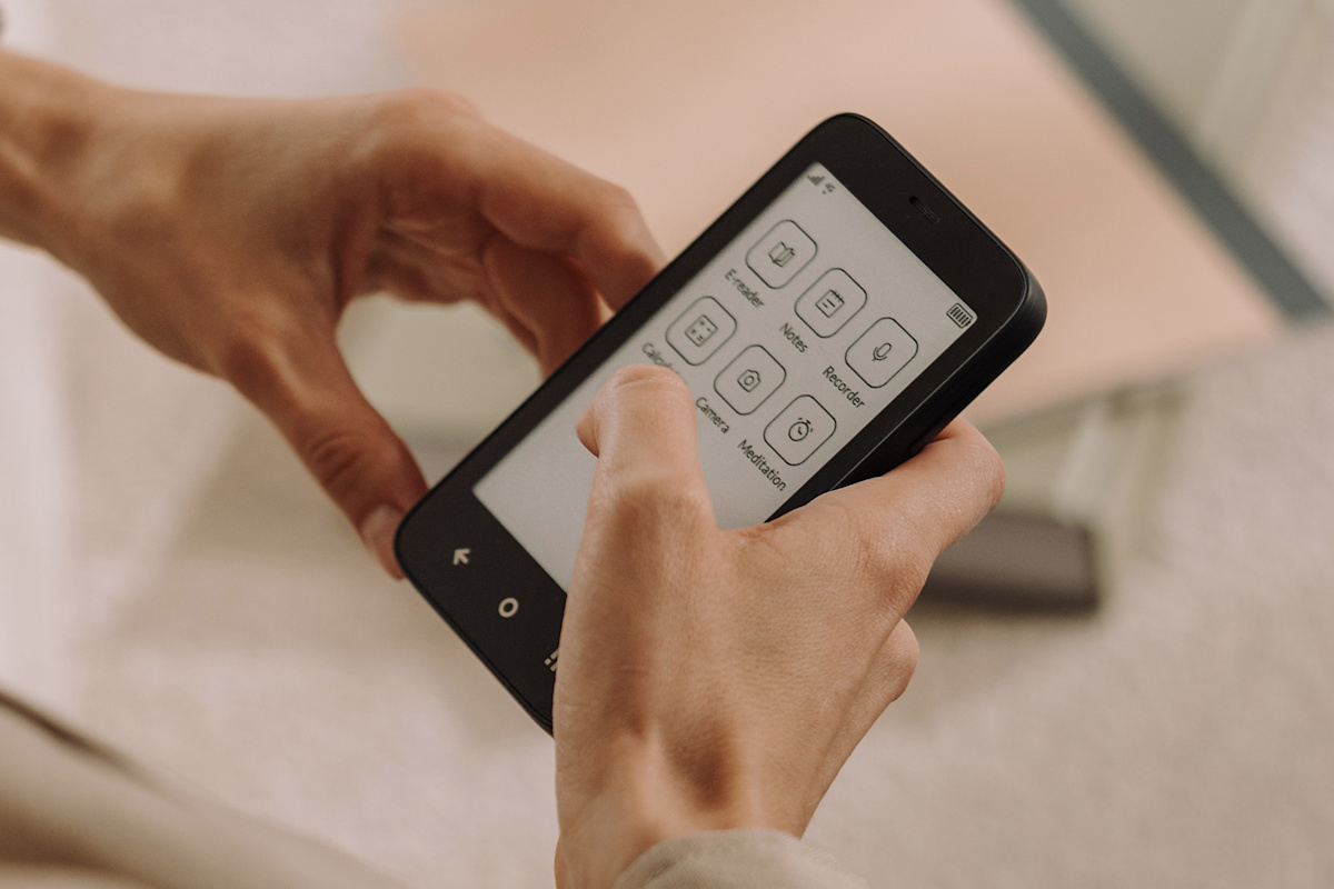 Mudta How Mudita Kompakt Apps Help Reduce Screen Time | Mudita
