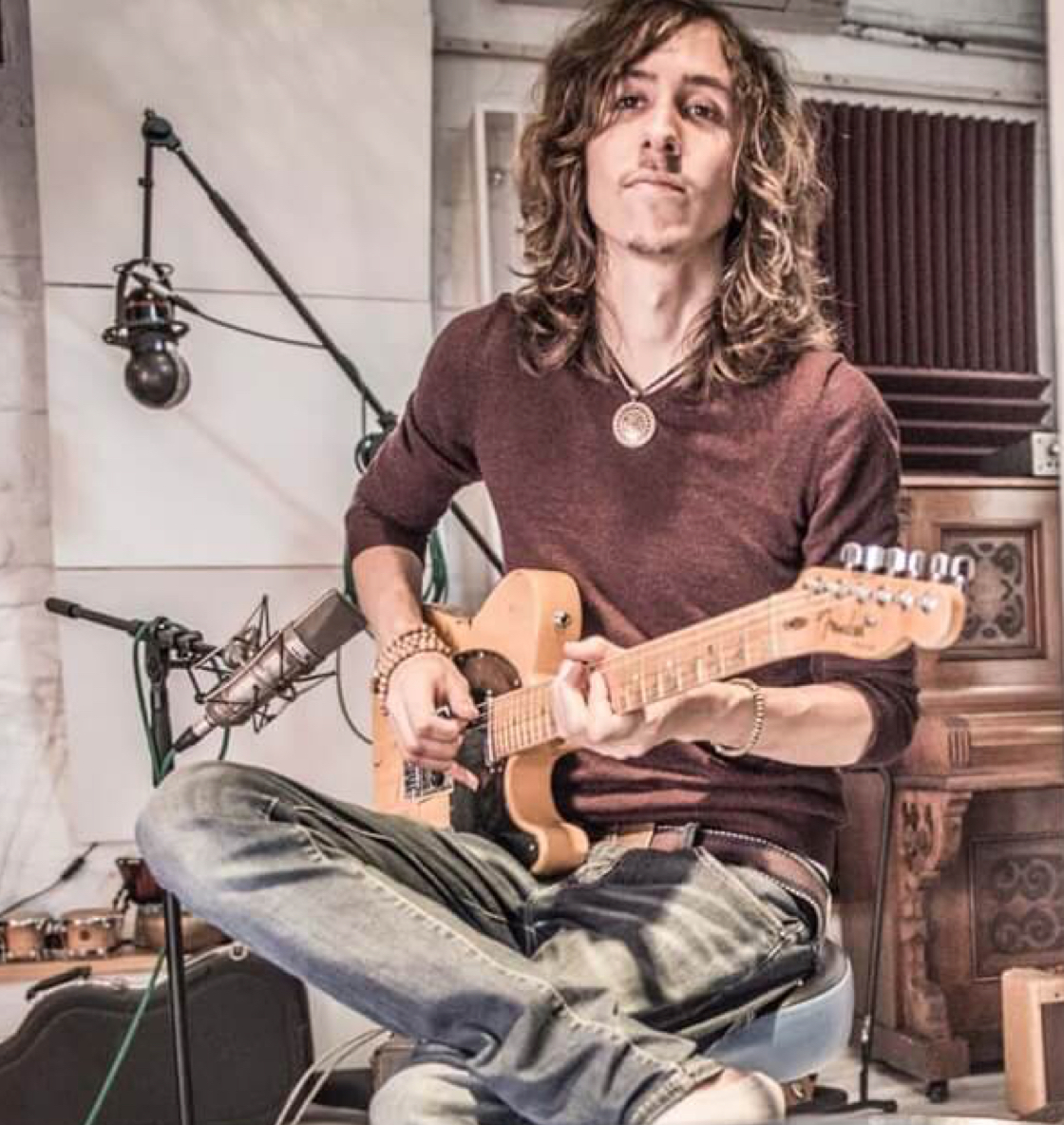 We invited Nick to record his debut album in an analog studio in the Polish mountains of Bieszczady.