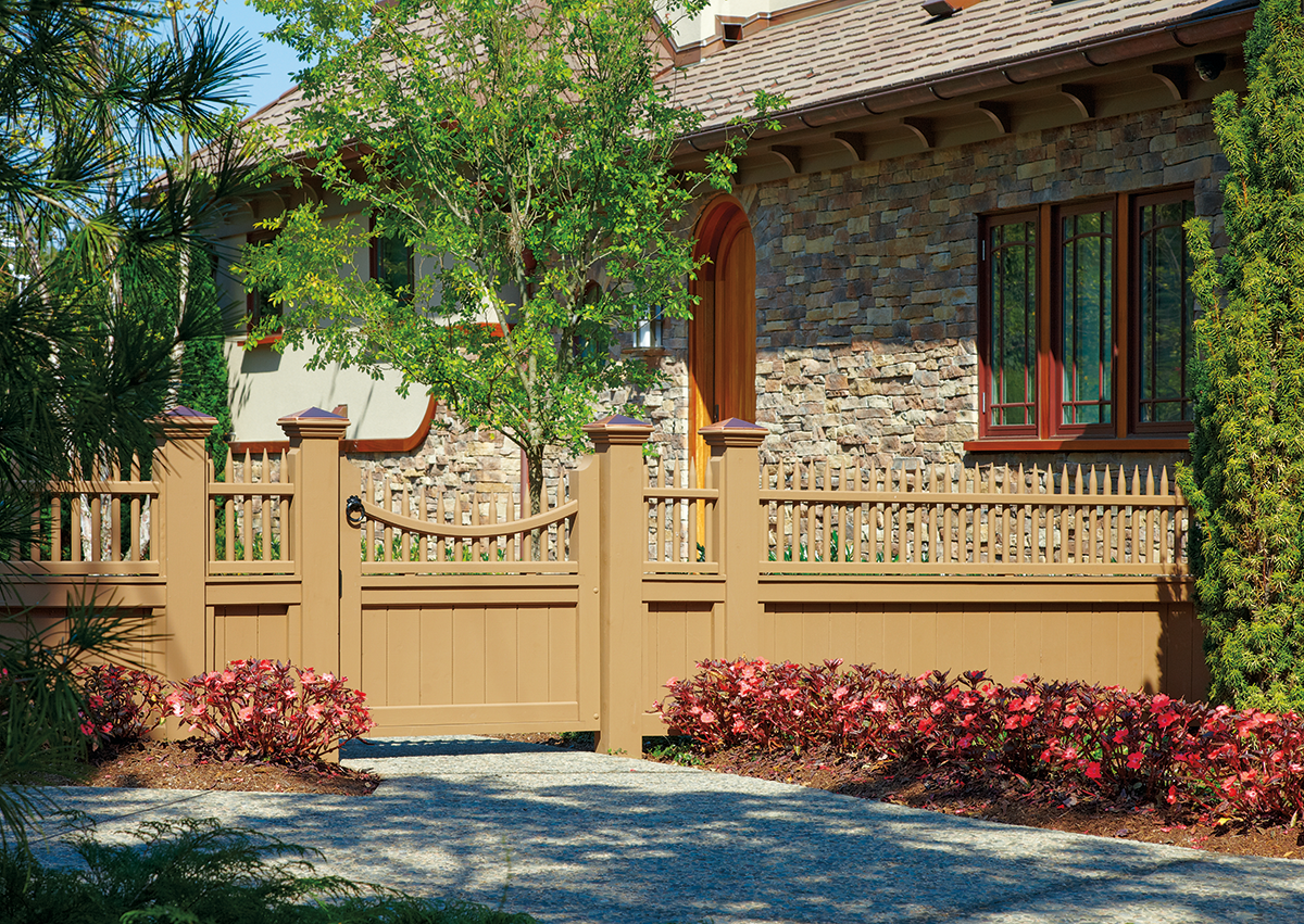 Diagonal Lattice Topper Fence