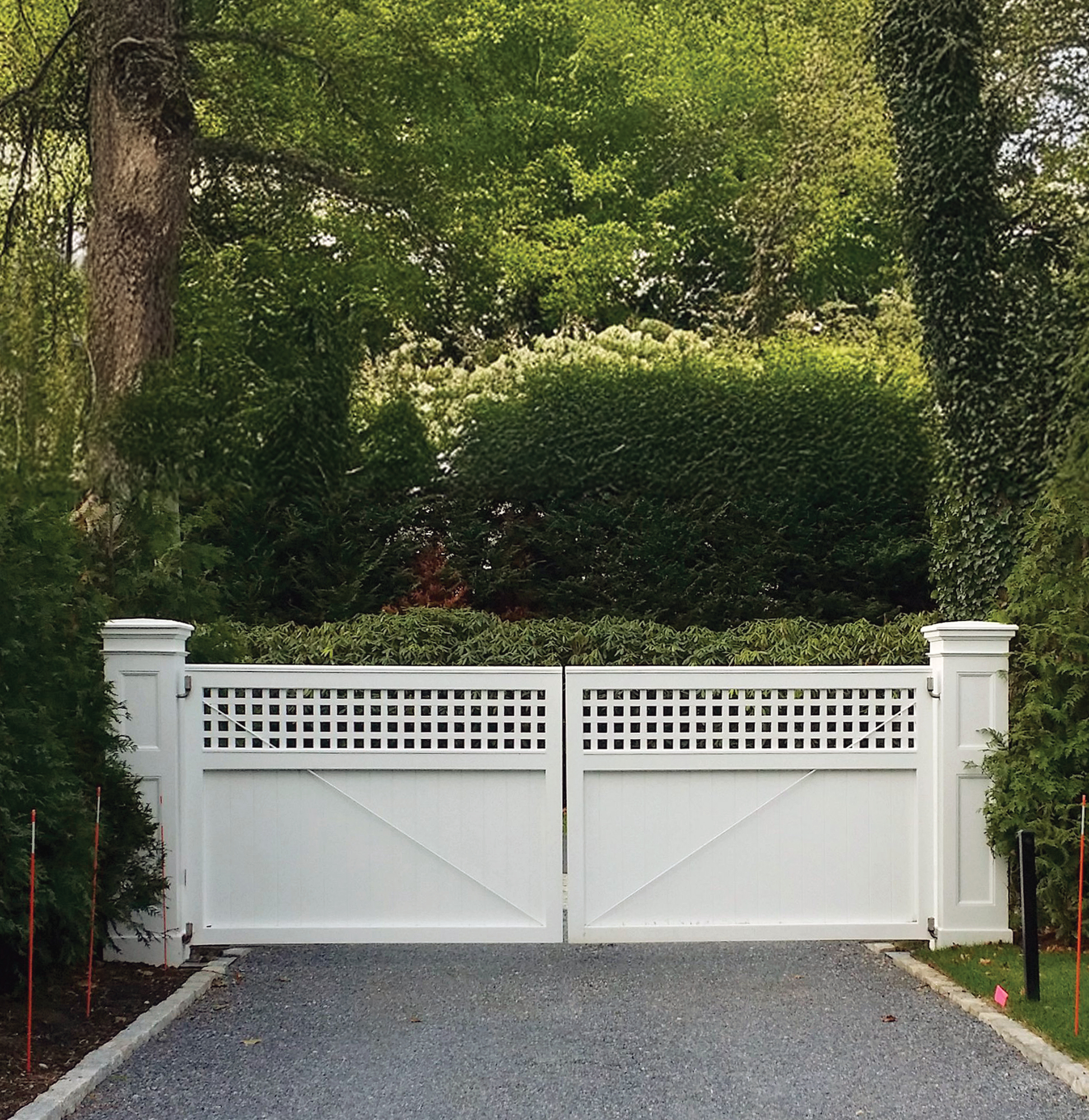 Elegant Chestnut Hill Picket Driveway Gate | Walpole Outdoors