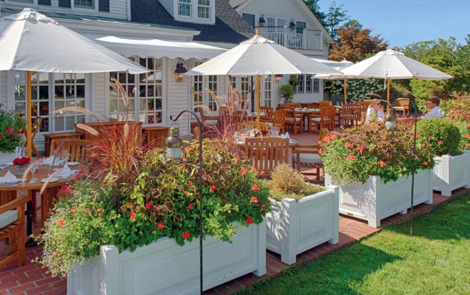 Custom Planters for Inn at Perry Cabin Restaurant Walpole Outdoors