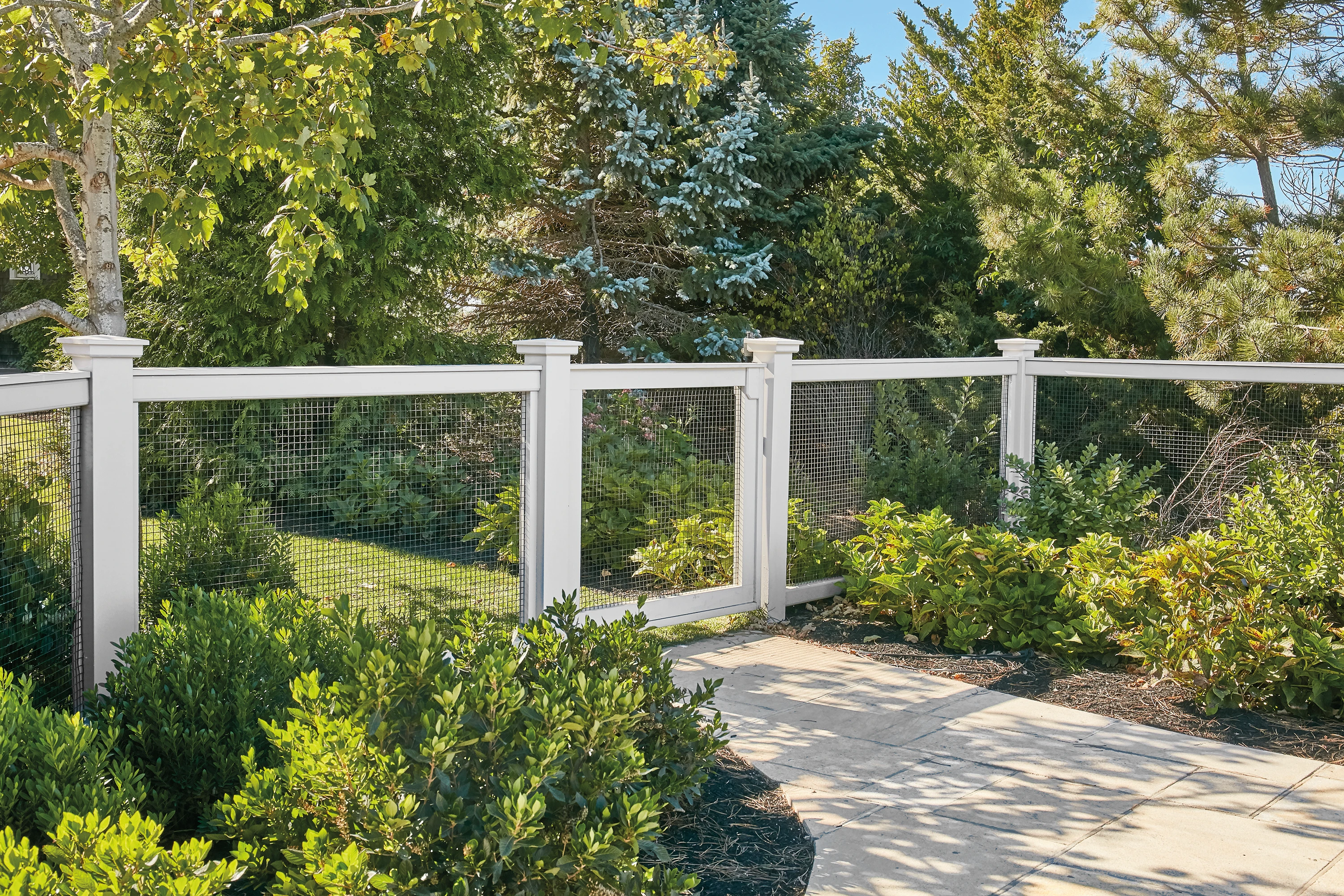 Sag Harbor fence white