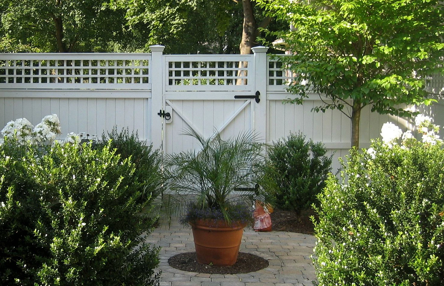 Horizontal Vertical Lattice Topper