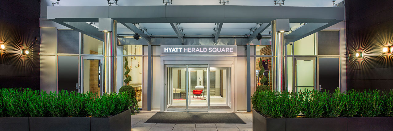 Hyatt-Herald-Square-New-York-P011-Exterior-Entrance-1280x427