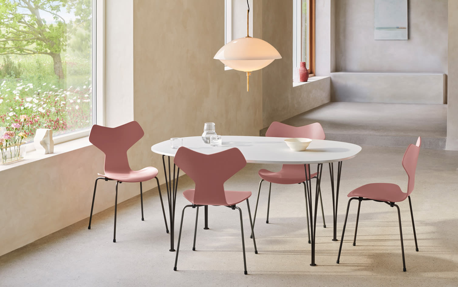Editorial Splash 4 | Ikoniska stolar från Fritz Hansen – dansk design i sitt esse